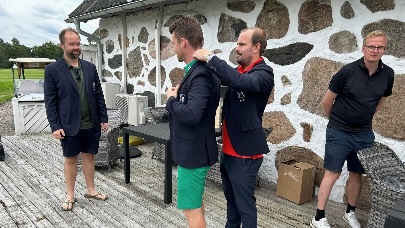 Spillere ved en uformel jakke ceremoni
